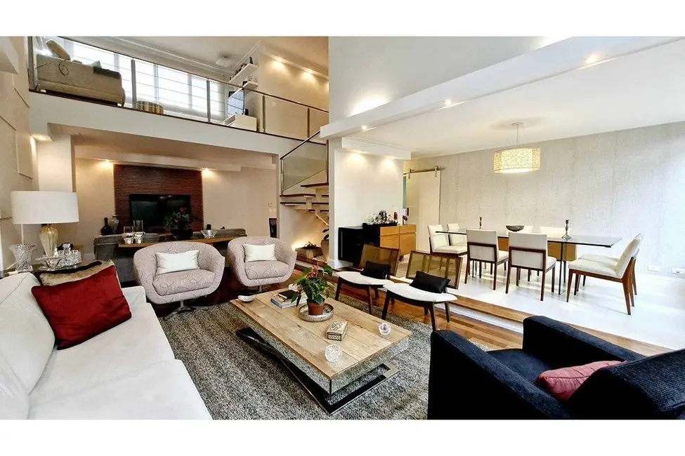 Foto 1 de Casa de Condomínio com 3 quartos à venda, 295m2 em Caxingui, São Paulo - SP