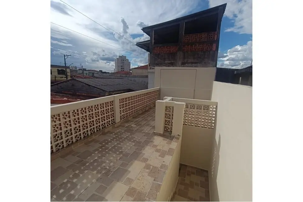 Foto 3 de Casa de Condomínio com 3 quartos à venda, 150m2 em Jardim Alzira, São Paulo - SP