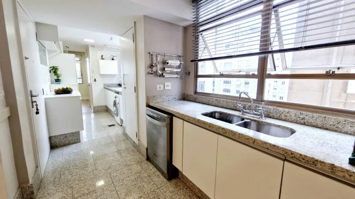 Foto 9 de Apartamento com 3 quartos à venda, 275m2 em Morro dos Ingleses, São Paulo - SP