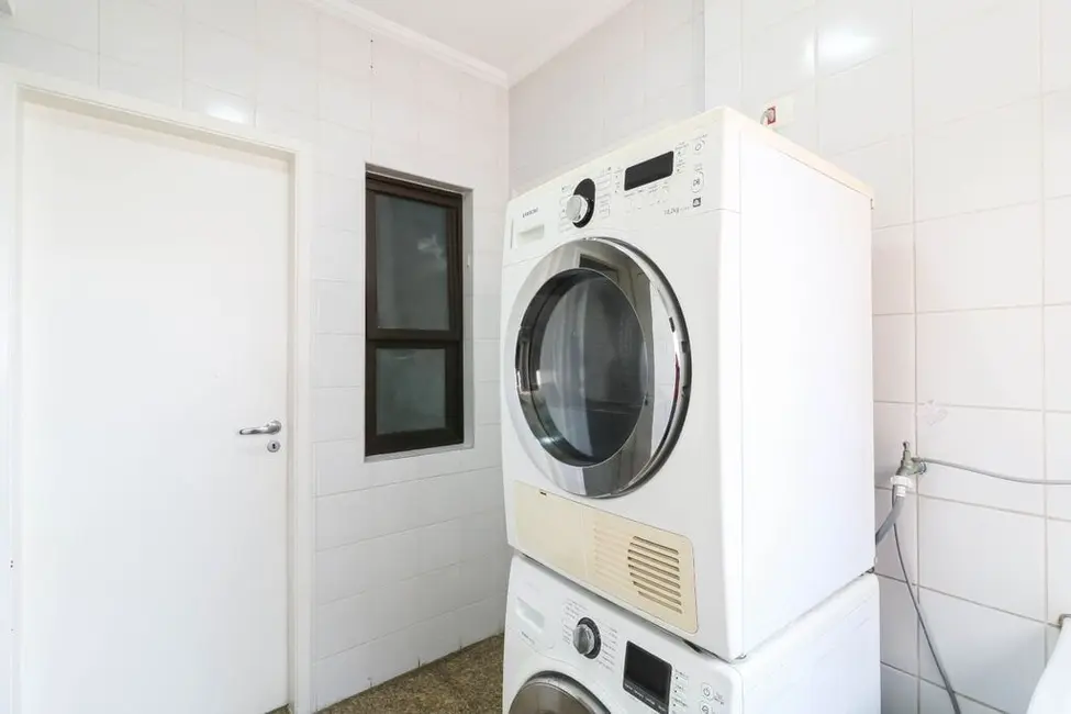 Foto 3 de Apartamento com 3 quartos à venda, 170m2 em Jardim Guedala, São Paulo - SP
