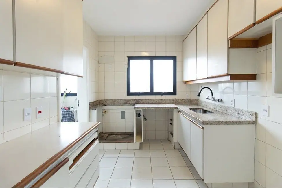 Apartamento com 3 quartos à venda, 163m2 em Chácara Santo Antônio (Zona Sul), São Paulo - SP - imagem 8 Foto 8 de Apartamento com 3 quartos à venda, 163m2 em Chácara Santo Antônio (Zona Sul), São Paulo - SP