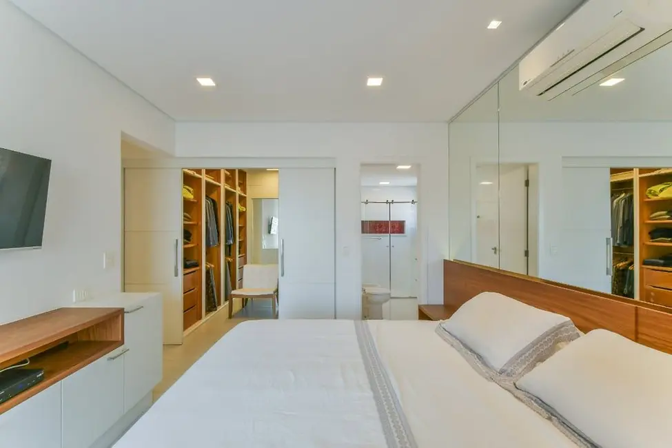 Apartamento com 3 quartos à venda, 209m2 em Vila Nova Conceição, São Paulo - SP - imagem 6 Foto 6 de Apartamento com 3 quartos à venda, 209m2 em Vila Nova Conceição, São Paulo - SP