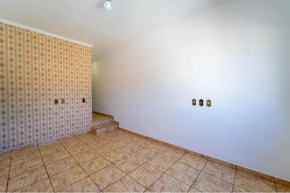 Casa de Condomínio com 4 quartos à venda, 250m2 em Vila Rio Branco, Jundiai - SP - imagem 8 Foto 8 de Casa de Condomínio com 4 quartos à venda, 250m2 em Vila Rio Branco, Jundiai - SP