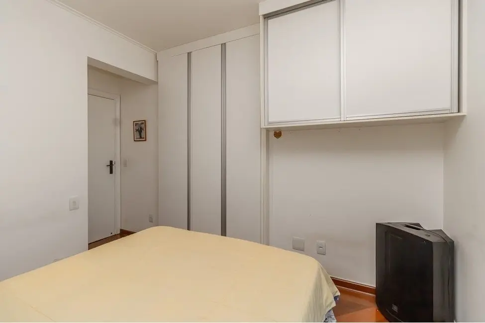 Foto 6 de Apartamento com 4 quartos à venda, 213m2 em São Paulo - SP