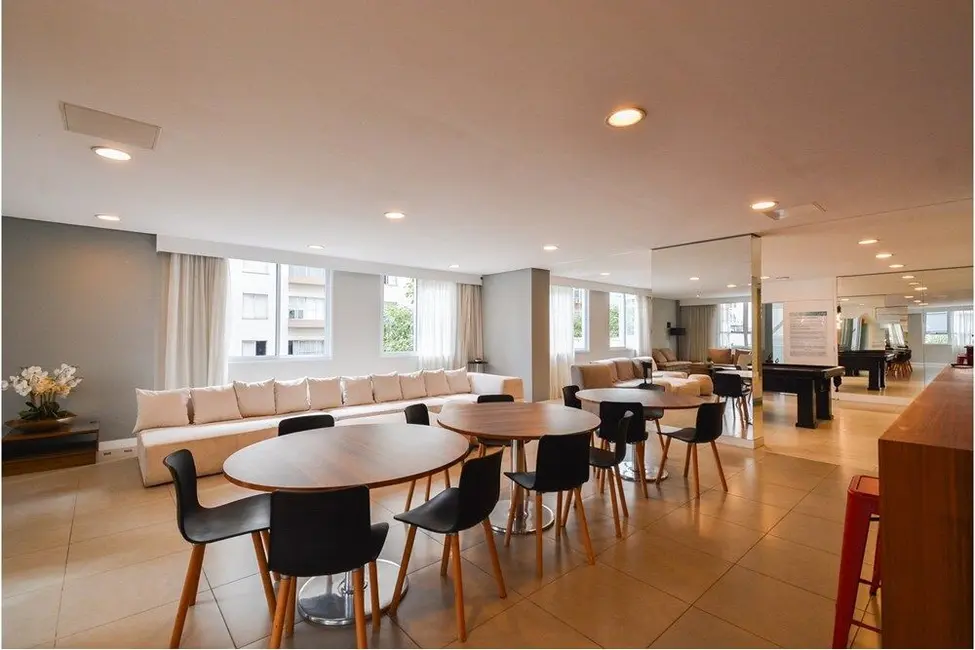 Kitnet com 1 quarto à venda, 37m2 em República, São Paulo - SP - imagem 3 Foto 3 de Kitnet com 1 quarto à venda, 37m2 em República, São Paulo - SP