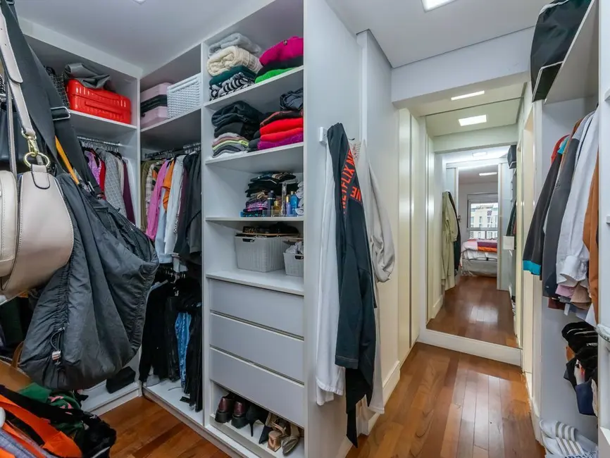 Foto 4 de Apartamento com 3 quartos à venda, 238m2 em São Paulo - SP