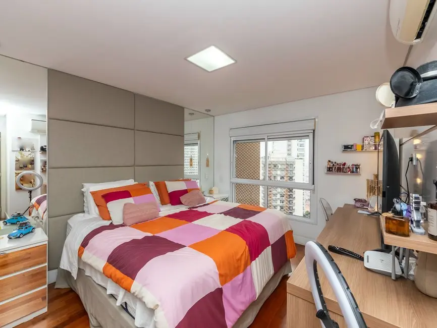 Foto 7 de Apartamento com 3 quartos à venda, 238m2 em São Paulo - SP