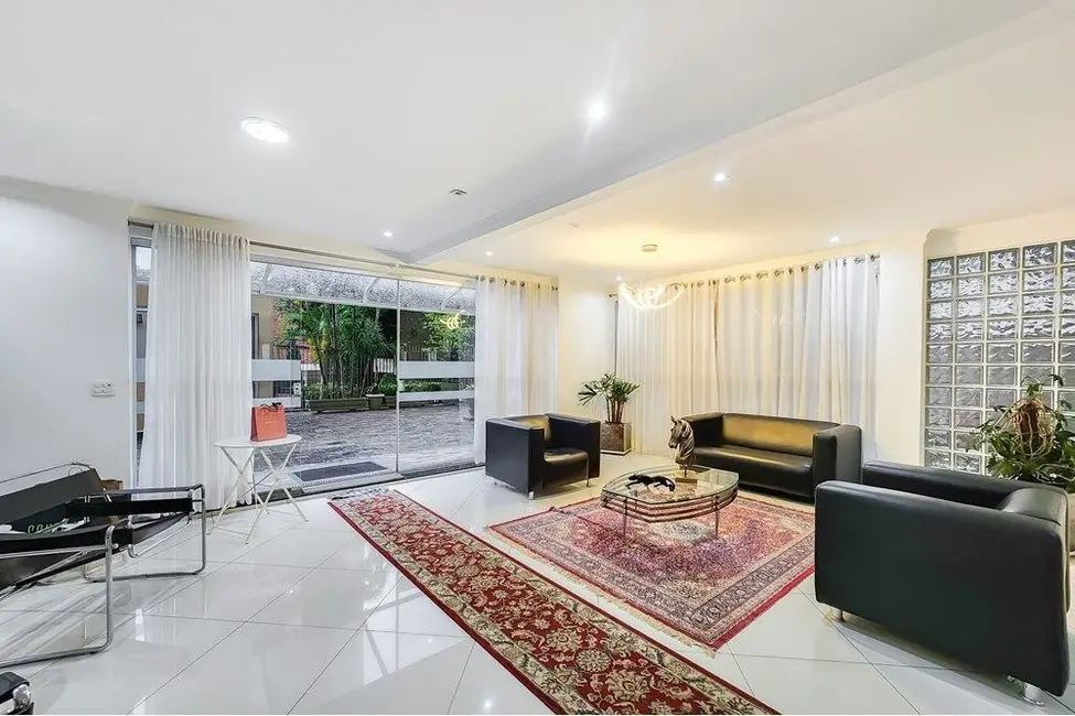 Foto 3 de Apartamento com 3 quartos à venda, 123m2 em Cerqueira César, São Paulo - SP