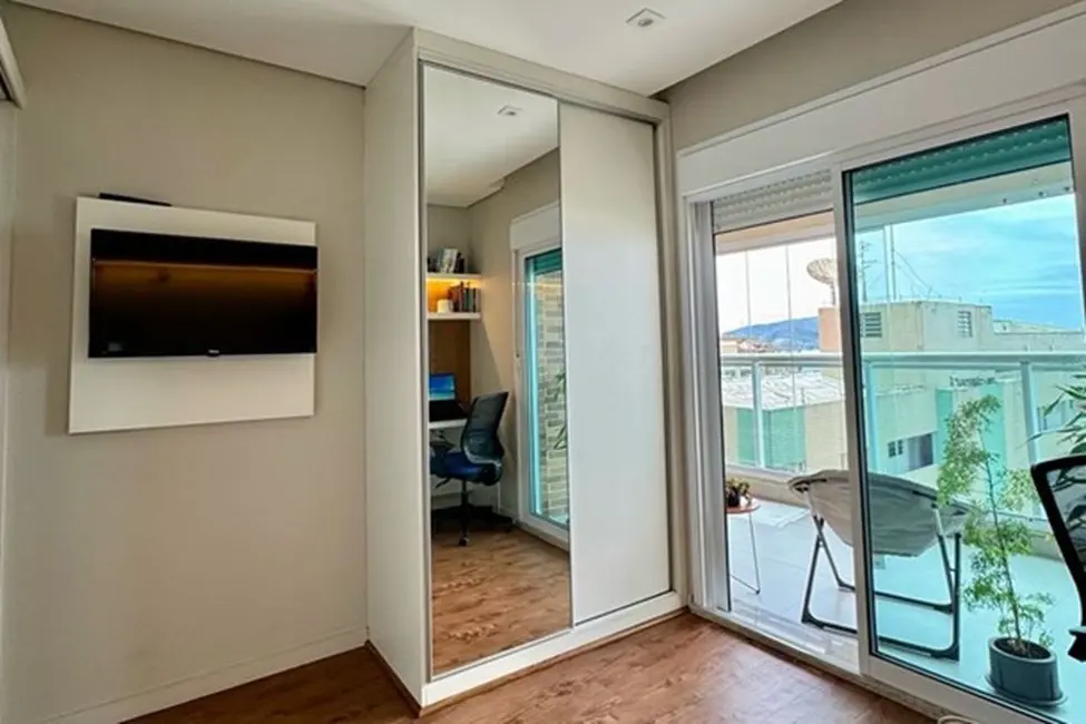 Foto 5 de Apartamento com 2 quartos à venda, 68m2 em Pompéia, Santos - SP
