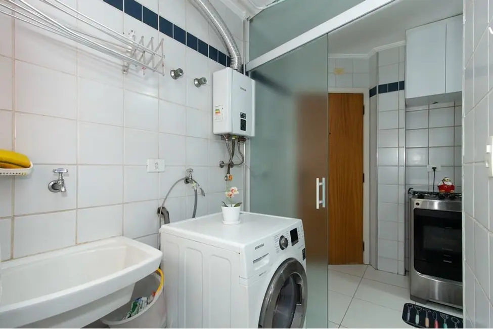 Foto 4 de Apartamento com 2 quartos à venda, 72m2 em Moema, São Paulo - SP