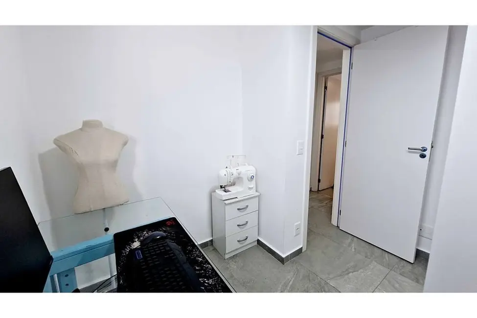 Foto 2 de Casa de Condomínio com 2 quartos à venda, 126m2 em Real Parque, São Paulo - SP