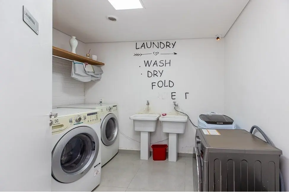 Kitnet com 1 quarto à venda, 15m2 em Jardim Aeroporto, São Paulo - SP - imagem 8 Foto 8 de Kitnet com 1 quarto à venda, 15m2 em Jardim Aeroporto, São Paulo - SP