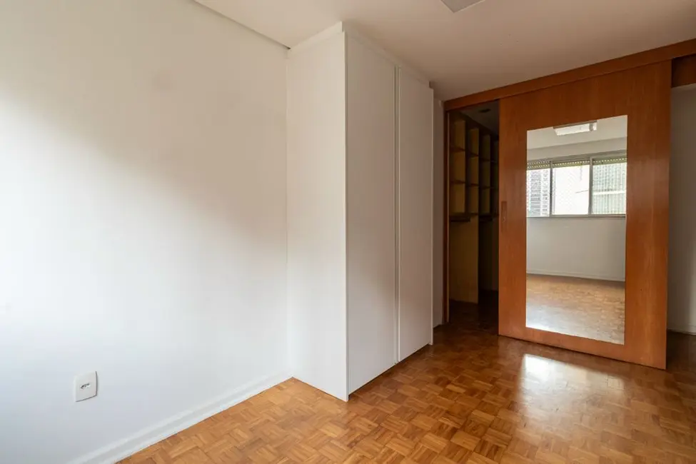 Apartamento com 3 quartos à venda, 138m2 em Itaim Bibi, São Paulo - SP - imagem 9 Foto 9 de Apartamento com 3 quartos à venda, 138m2 em Itaim Bibi, São Paulo - SP