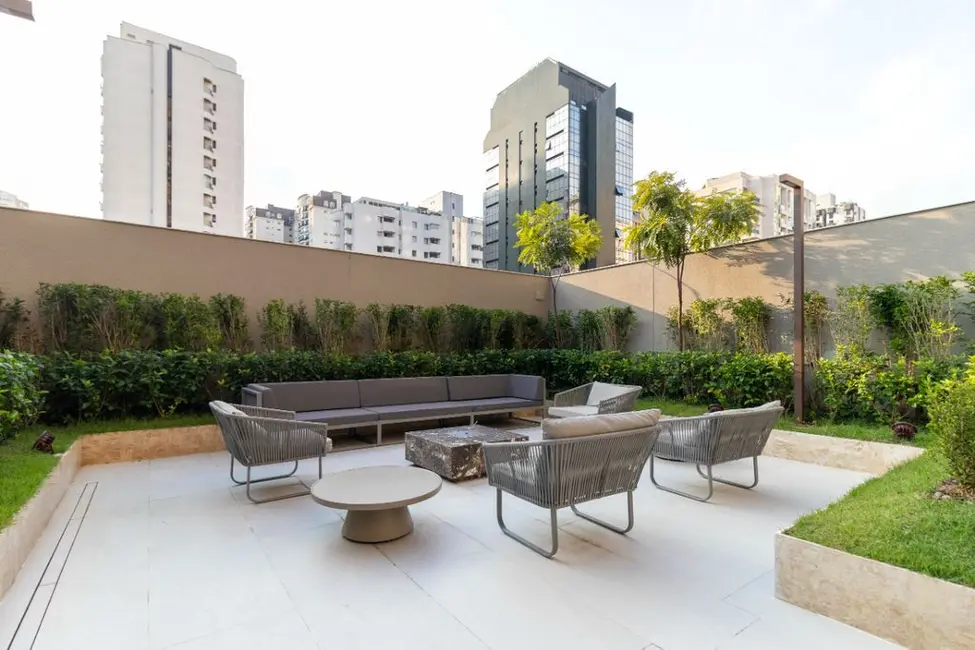 Kitnet com 1 quarto à venda, 26m2 em Moema, São Paulo - SP - imagem 4 Foto 4 de Kitnet com 1 quarto à venda, 26m2 em Moema, São Paulo - SP