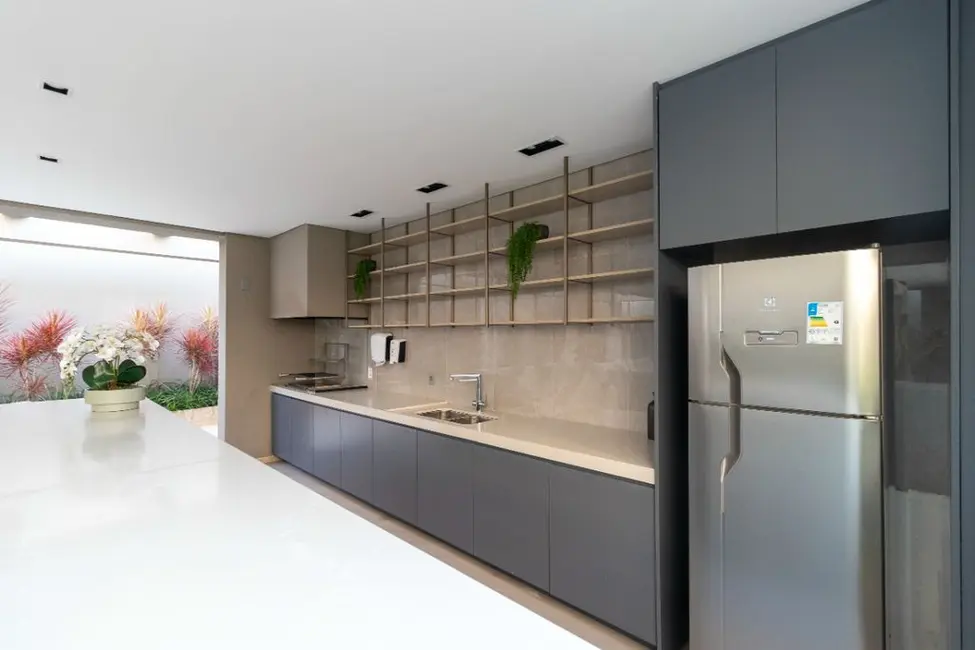 Kitnet com 1 quarto à venda, 26m2 em Moema, São Paulo - SP - imagem 3 Foto 3 de Kitnet com 1 quarto à venda, 26m2 em Moema, São Paulo - SP