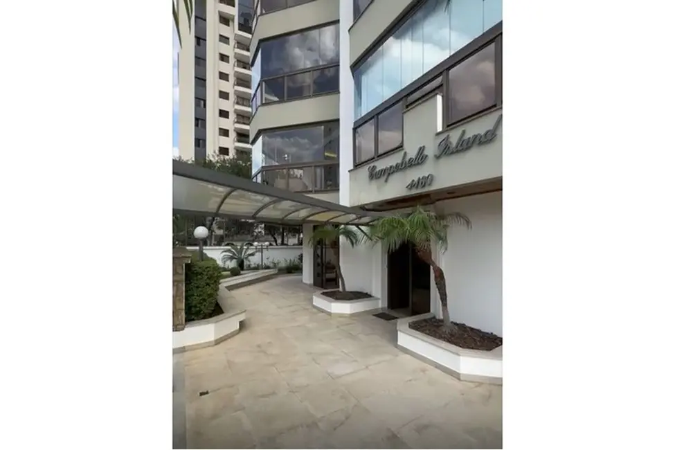 Apartamento com 4 quartos à venda, 240m2 em Campo Belo, São Paulo - SP - imagem 3 Foto 3 de Apartamento com 4 quartos à venda, 240m2 em Campo Belo, São Paulo - SP