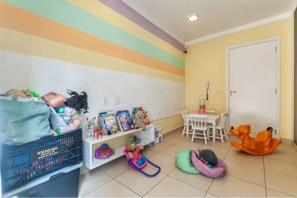 Foto 2 de Apartamento com 2 quartos à venda, 40m2 em Vila Zat, São Paulo - SP