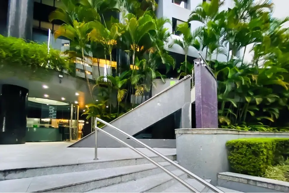 Sala Comercial à venda, 94m2 em Cidade Monções, São Paulo - SP - imagem 2 Foto 2 de Sala Comercial à venda, 94m2 em Cidade Monções, São Paulo - SP