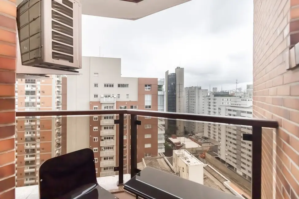 Foto 8 de Apartamento com 4 quartos à venda, 217m2 em Itaim Bibi, São Paulo - SP