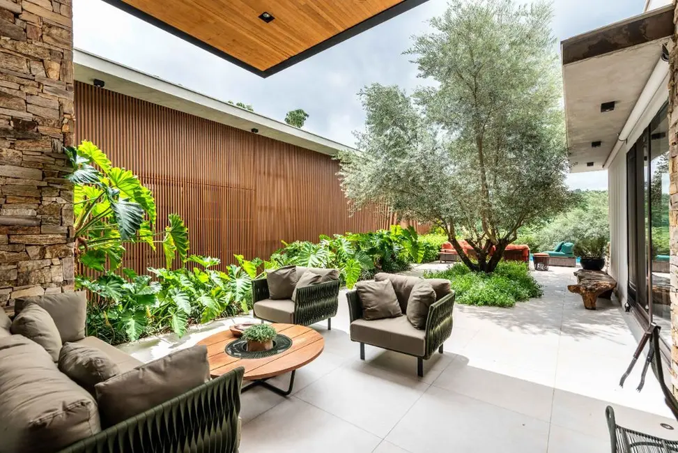 Casa de Condomínio com 4 quartos à venda, 452m2 em Itatiba - SP - imagem 4 Foto 4 de Casa de Condomínio com 4 quartos à venda, 452m2 em Itatiba - SP