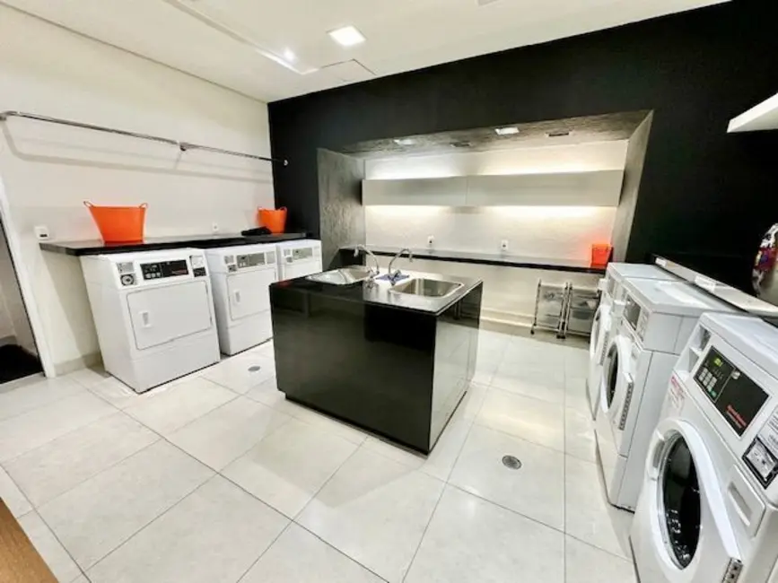 Foto 3 de Apartamento com 2 quartos à venda, 74m2 em Vila Cordeiro, São Paulo - SP