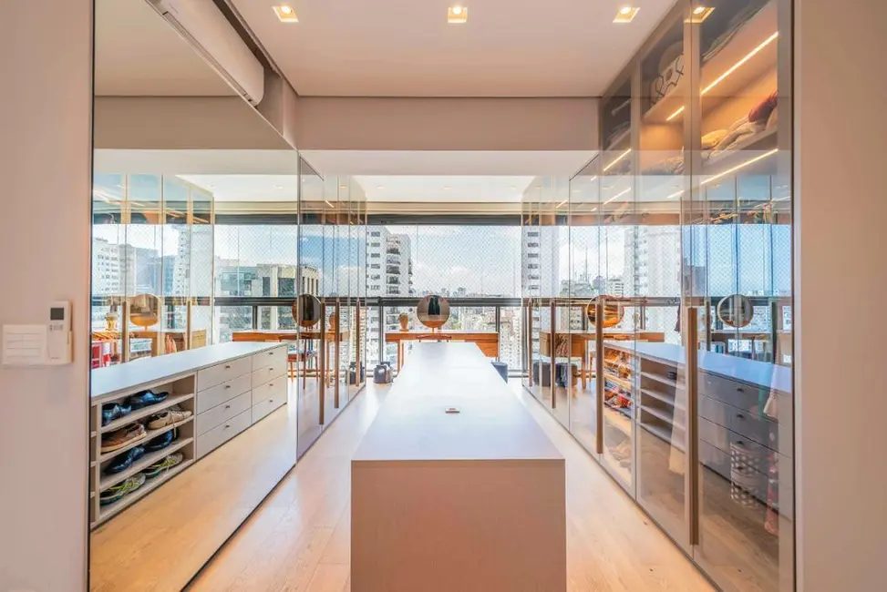 Cobertura com 5 quartos à venda, 408m2 em Jardim Paulista, São Paulo - SP - imagem 4 Foto 4 de Cobertura com 5 quartos à venda, 408m2 em Jardim Paulista, São Paulo - SP