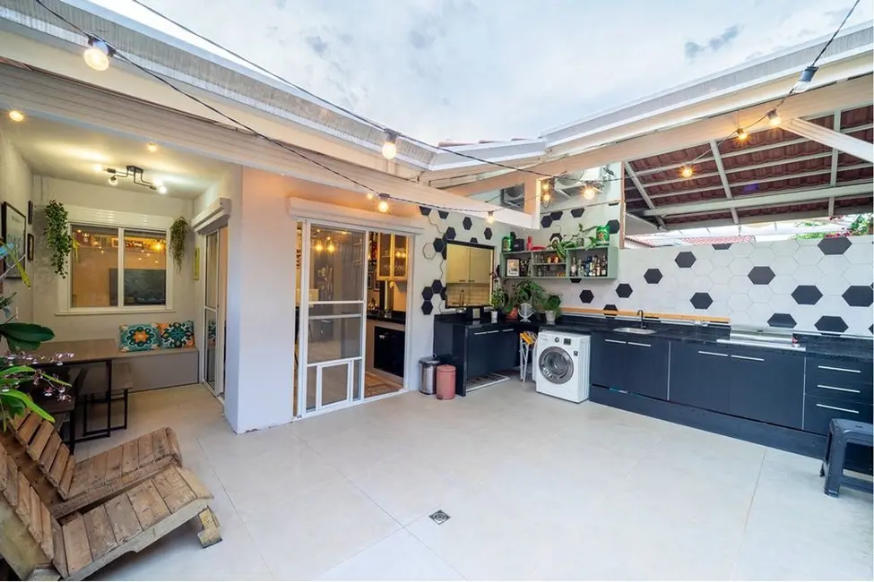 Foto 1 de Casa de Condomínio com 2 quartos à venda, 70m2 em Medeiros, Jundiai - SP