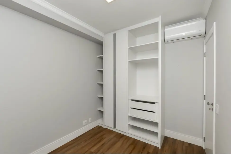 Apartamento com 4 quartos à venda, 162m2 em Pinheiros, São Paulo - SP - imagem 3 Foto 3 de Apartamento com 4 quartos à venda, 162m2 em Pinheiros, São Paulo - SP