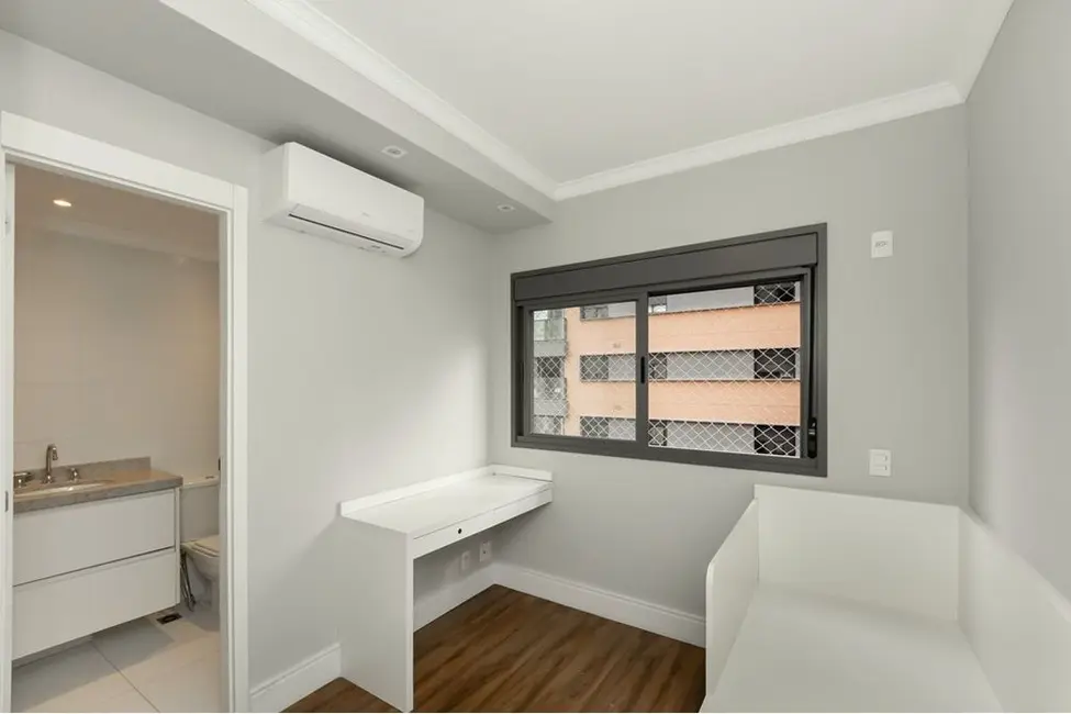 Apartamento com 4 quartos à venda, 162m2 em Pinheiros, São Paulo - SP - imagem 4 Foto 4 de Apartamento com 4 quartos à venda, 162m2 em Pinheiros, São Paulo - SP