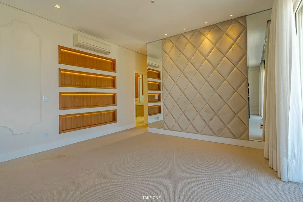 Foto 4 de Casa de Condomínio com 4 quartos à venda, 686m2 em Marambaia, Vinhedo - SP