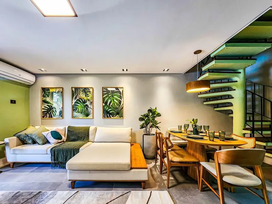 Foto 1 de Casa de Condomínio com 2 quartos à venda, 85m2 em Enseada, Guaruja - SP