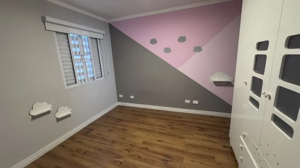 Foto 8 de Sobrado com 4 quartos à venda, 250m2 em Jardim Santa Clara, Guarulhos - SP