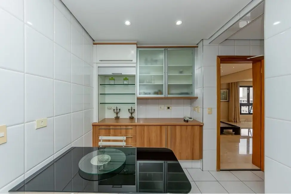 Apartamento com 4 quartos à venda, 247m2 em Vila Suzana, São Paulo - SP - imagem 9 Foto 9 de Apartamento com 4 quartos à venda, 247m2 em Vila Suzana, São Paulo - SP