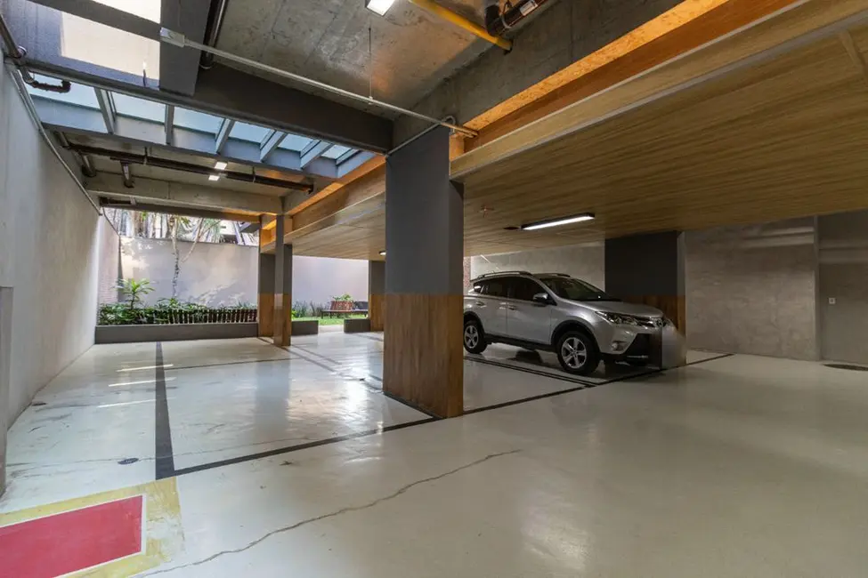 Foto 2 de Cobertura com 2 quartos à venda, 85m2 em Moema, São Paulo - SP