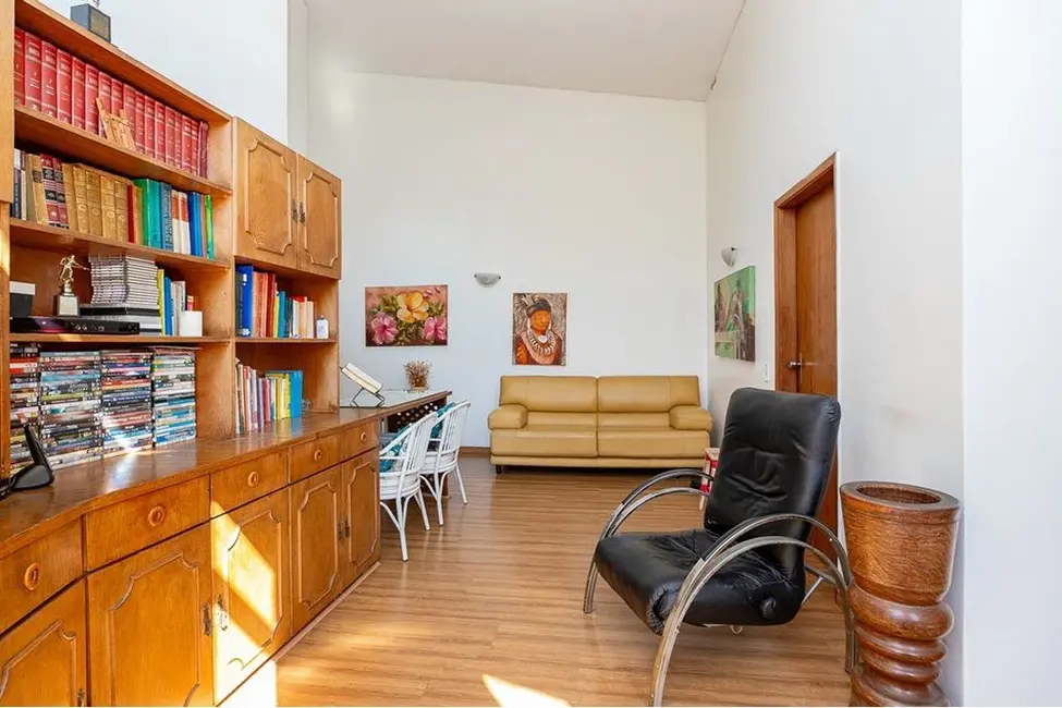 Foto 2 de Casa de Condomínio com 3 quartos à venda, 220m2 em Vila Santana, São Paulo - SP