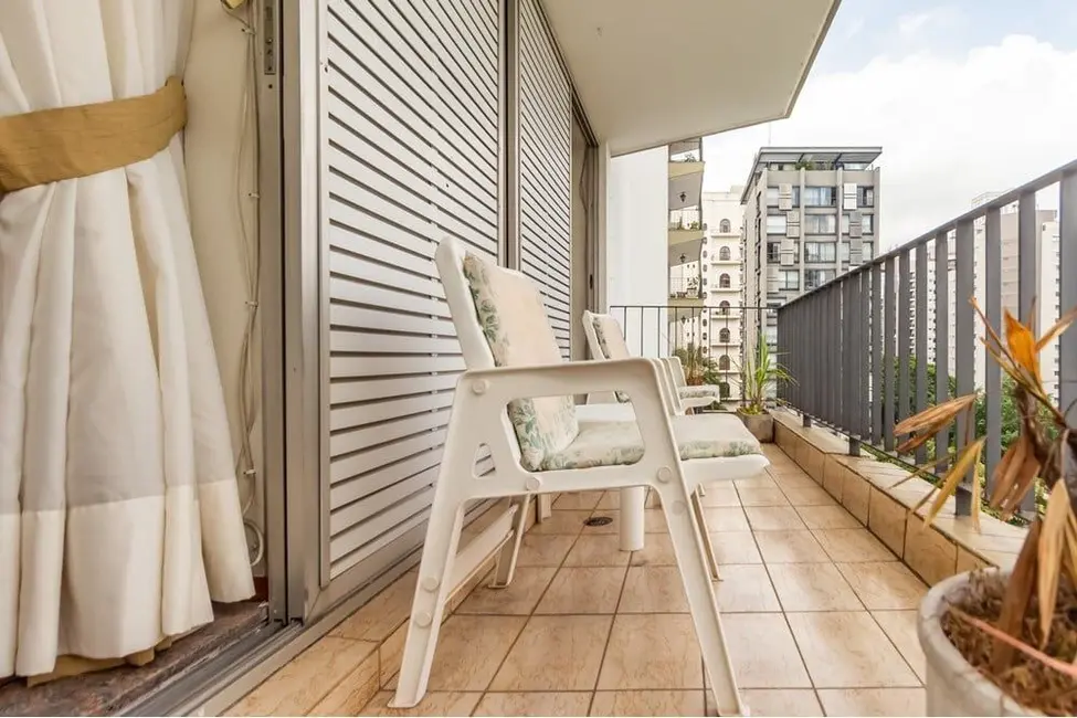 Apartamento com 3 quartos à venda, 165m2 em Moema, São Paulo - SP - imagem 3 Foto 3 de Apartamento com 3 quartos à venda, 165m2 em Moema, São Paulo - SP