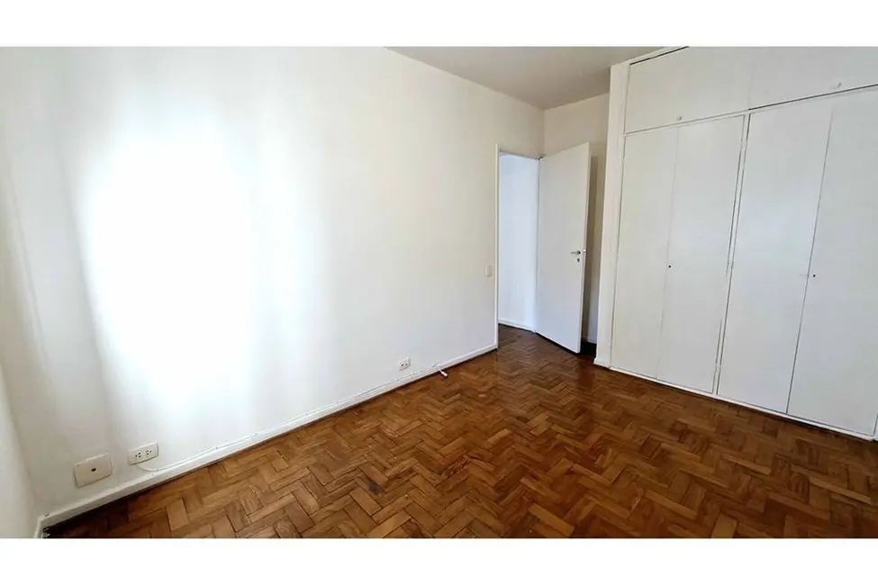 Foto 2 de Apartamento com 2 quartos à venda, 75m2 em Jardim das Acácias, São Paulo - SP