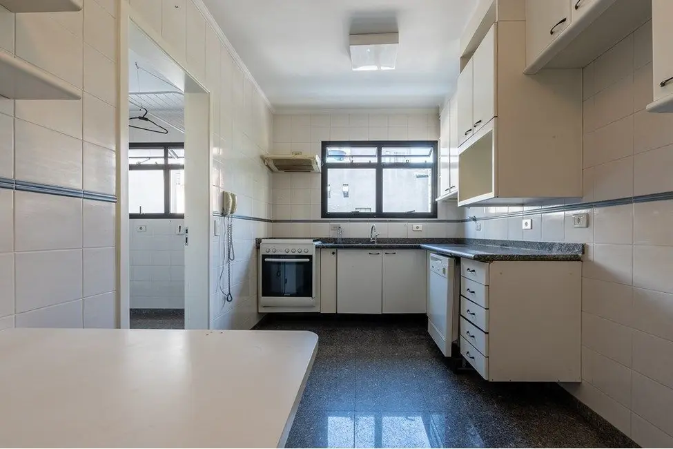 Foto 2 de Apartamento com 4 quartos à venda, 178m2 em Moema, São Paulo - SP