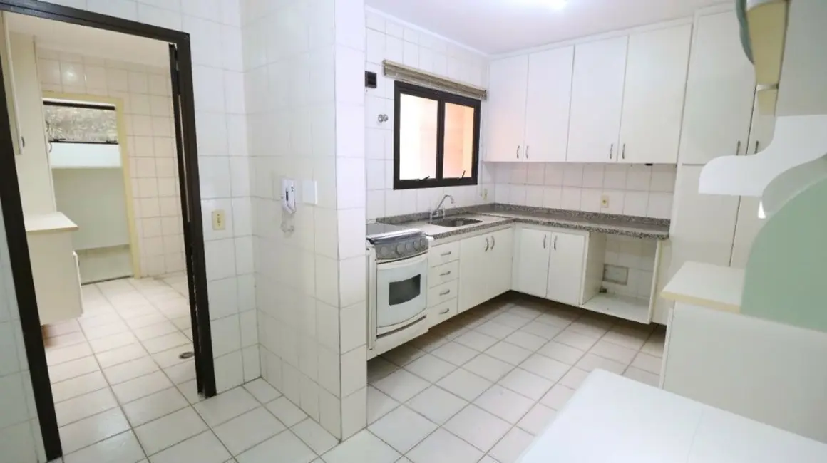 Apartamento com 4 quartos à venda, 139m2 em Vila Suzana, São Paulo - SP - imagem 8 Foto 8 de Apartamento com 4 quartos à venda, 139m2 em Vila Suzana, São Paulo - SP