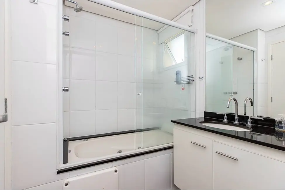 Apartamento com 3 quartos à venda, 171m2 em Santo Amaro, São Paulo - SP - imagem 3 Foto 3 de Apartamento com 3 quartos à venda, 171m2 em Santo Amaro, São Paulo - SP