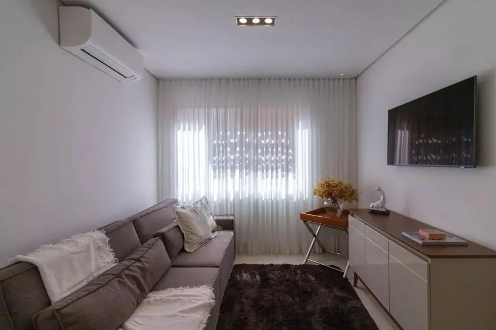 Apartamento com 2 quartos à venda e para alugar, 72m2 em Vila Nova Conceição, São Paulo - SP - imagem 3 Foto 3 de Apartamento com 2 quartos à venda e para alugar, 72m2 em Vila Nova Conceição, São Paulo - SP