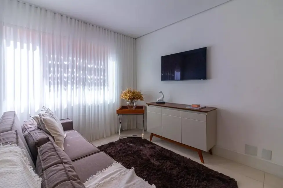 Apartamento com 2 quartos à venda e para alugar, 72m2 em Vila Nova Conceição, São Paulo - SP - imagem 5 Foto 5 de Apartamento com 2 quartos à venda e para alugar, 72m2 em Vila Nova Conceição, São Paulo - SP