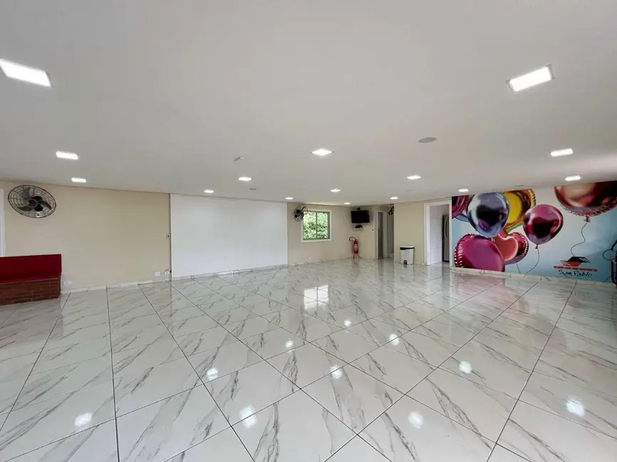 Foto 2 de Apartamento com 2 quartos à venda, 40m2 em Campo Limpo, São Paulo - SP