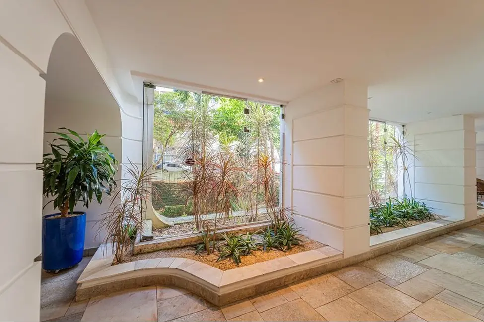 Foto 2 de Apartamento com 2 quartos à venda, 102m2 em Vila Suzana, São Paulo - SP