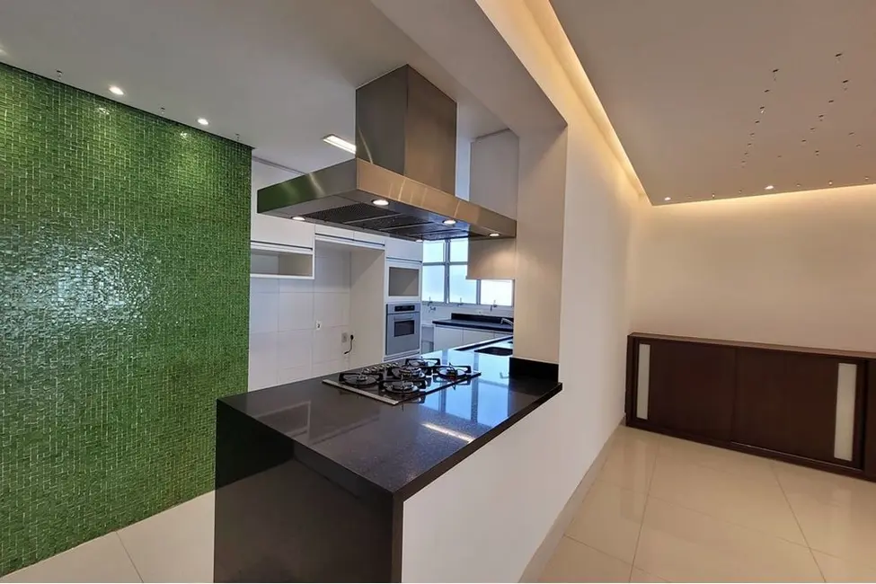 Apartamento com 3 quartos à venda, 127m2 em Moema, São Paulo - SP - imagem 7 Foto 7 de Apartamento com 3 quartos à venda, 127m2 em Moema, São Paulo - SP