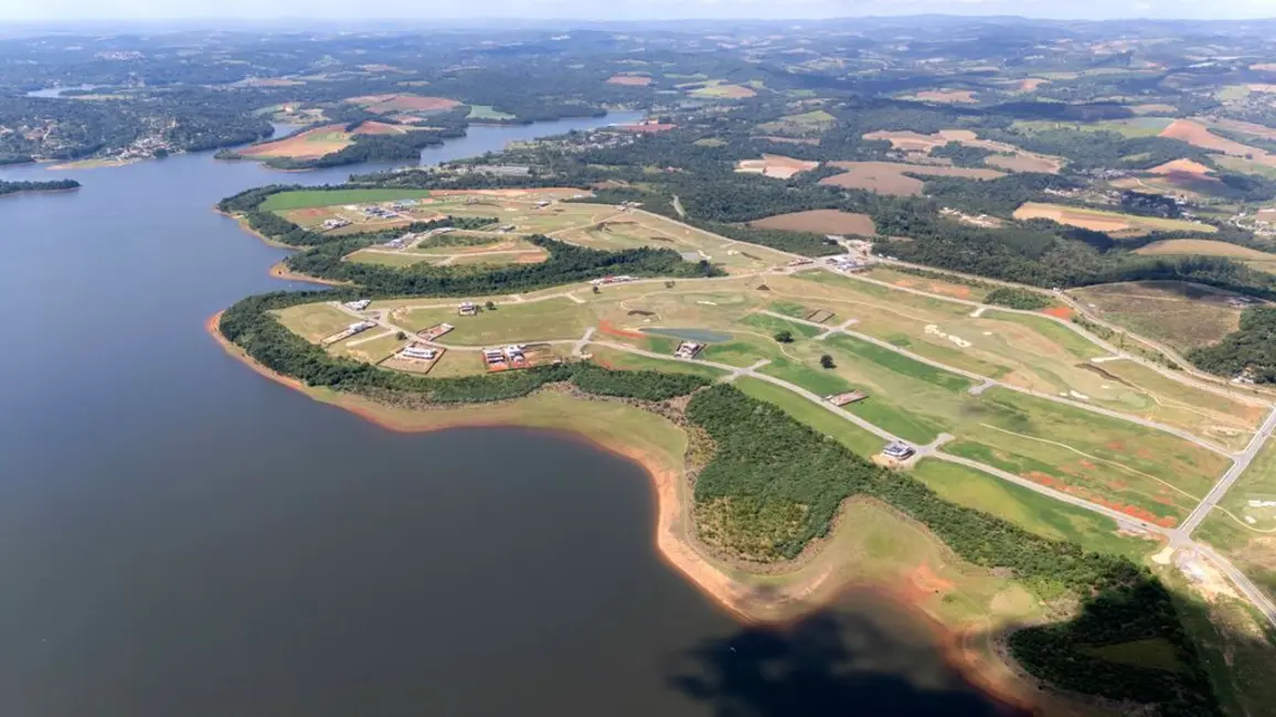 Foto 1 de Terreno / Lote à venda, 1700m2 em Piedade - SP