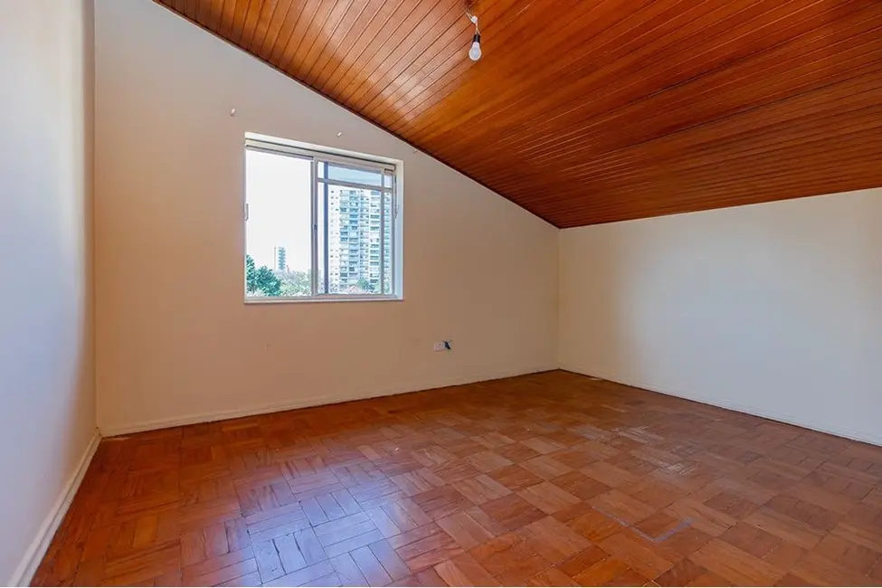 Foto 2 de Casa de Condomínio com 5 quartos à venda, 330m2 em Jardim Prudência, São Paulo - SP