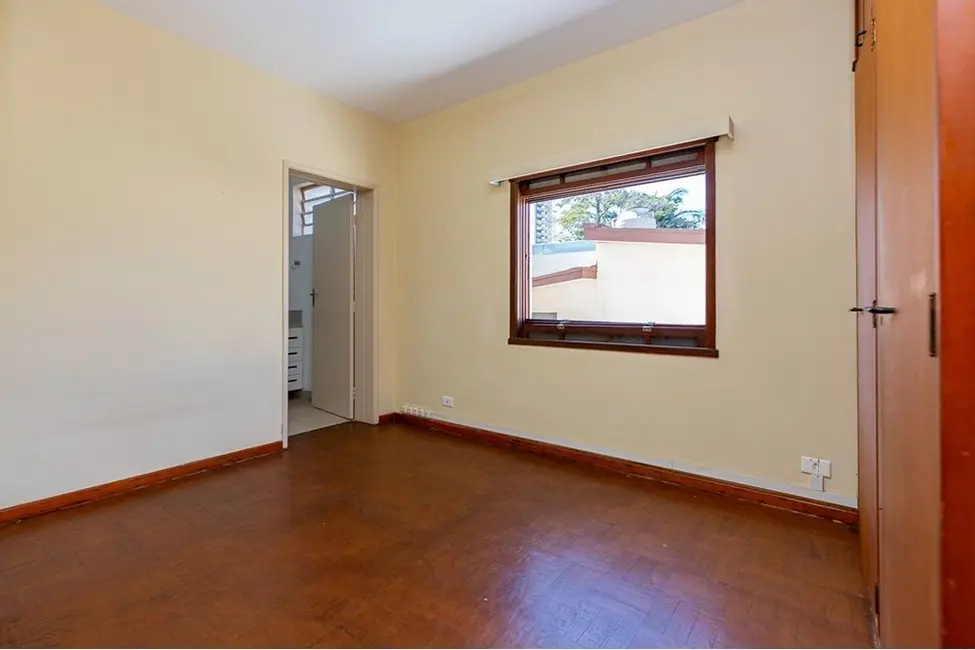 Foto 3 de Casa de Condomínio com 5 quartos à venda, 330m2 em Jardim Prudência, São Paulo - SP