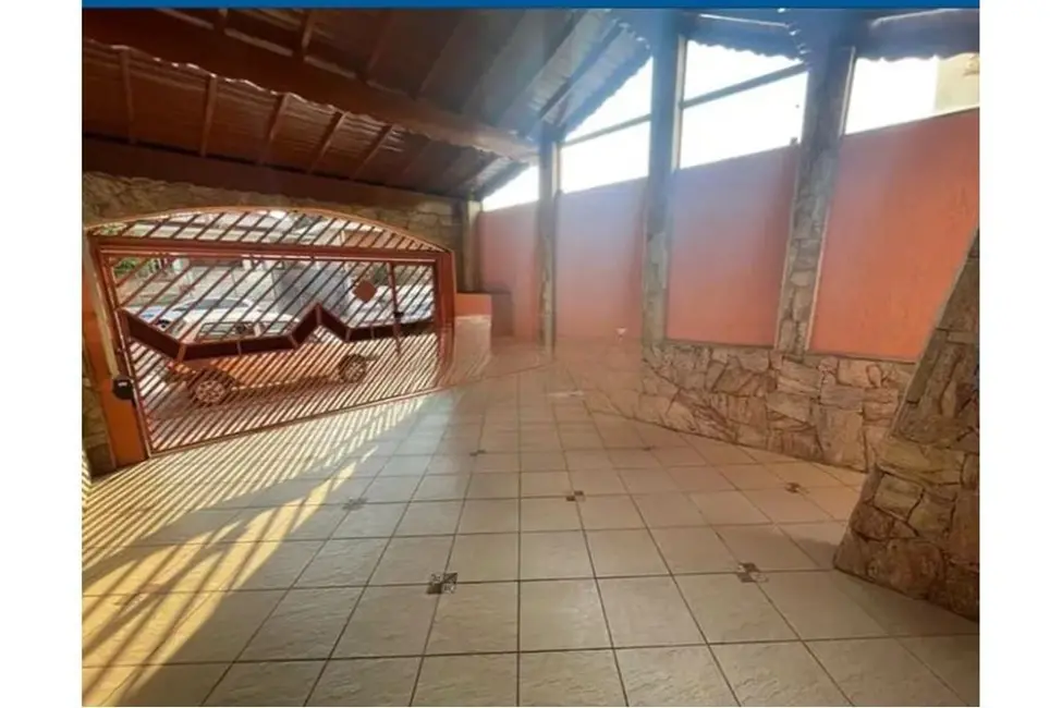 Foto 8 de Casa de Condomínio com 3 quartos à venda, 190m2 em Vila Marari, São Paulo - SP