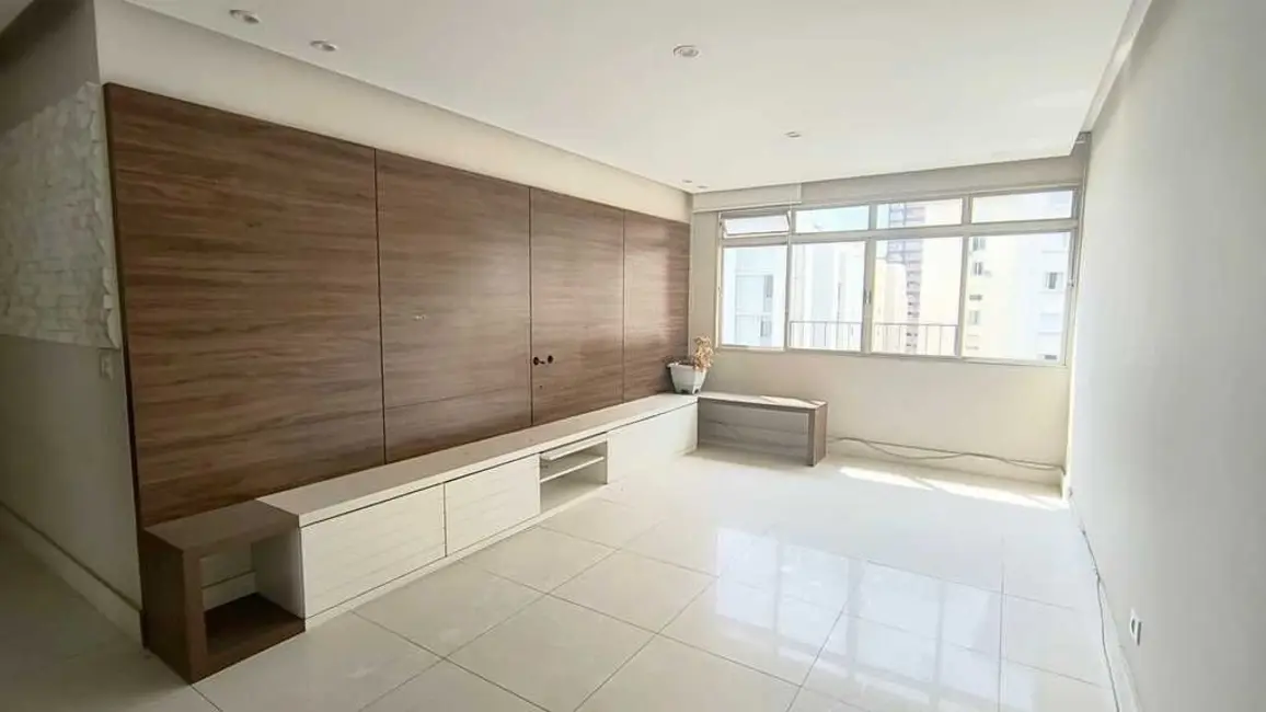 Apartamento com 3 quartos à venda, 129m2 em Itaim Bibi, São Paulo - SP - imagem 1 Foto 1 de Apartamento com 3 quartos à venda, 129m2 em Itaim Bibi, São Paulo - SP